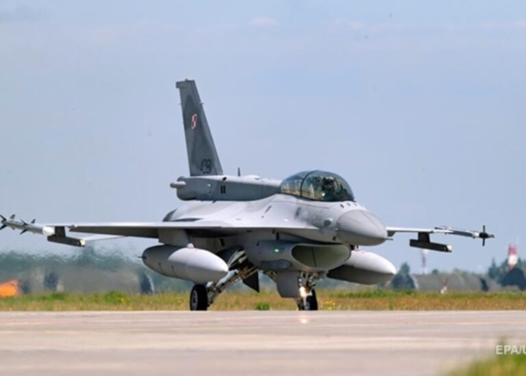 Постріл собі в ногу: що мають США за відключення F-16 Україні