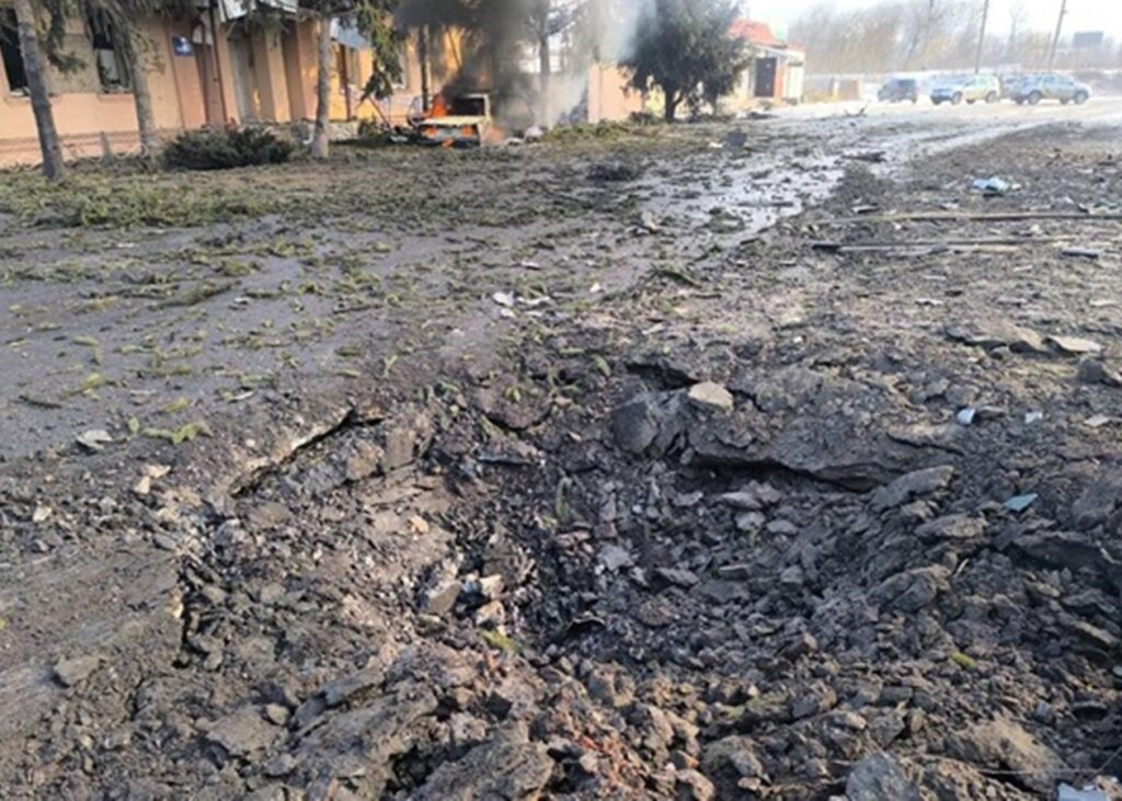 Росіяни скинули КАБ на село на Харківщині: загинув чоловік