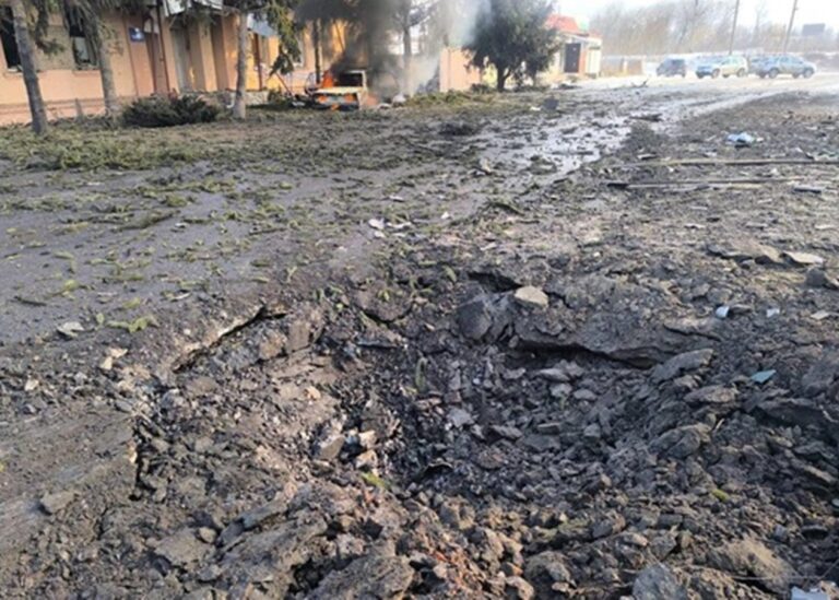 Росіяни скинули КАБ на село на Харківщині: загинув чоловік