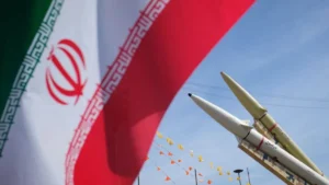 Іран погрожує атакувати британські бази у разі нападу з боку США