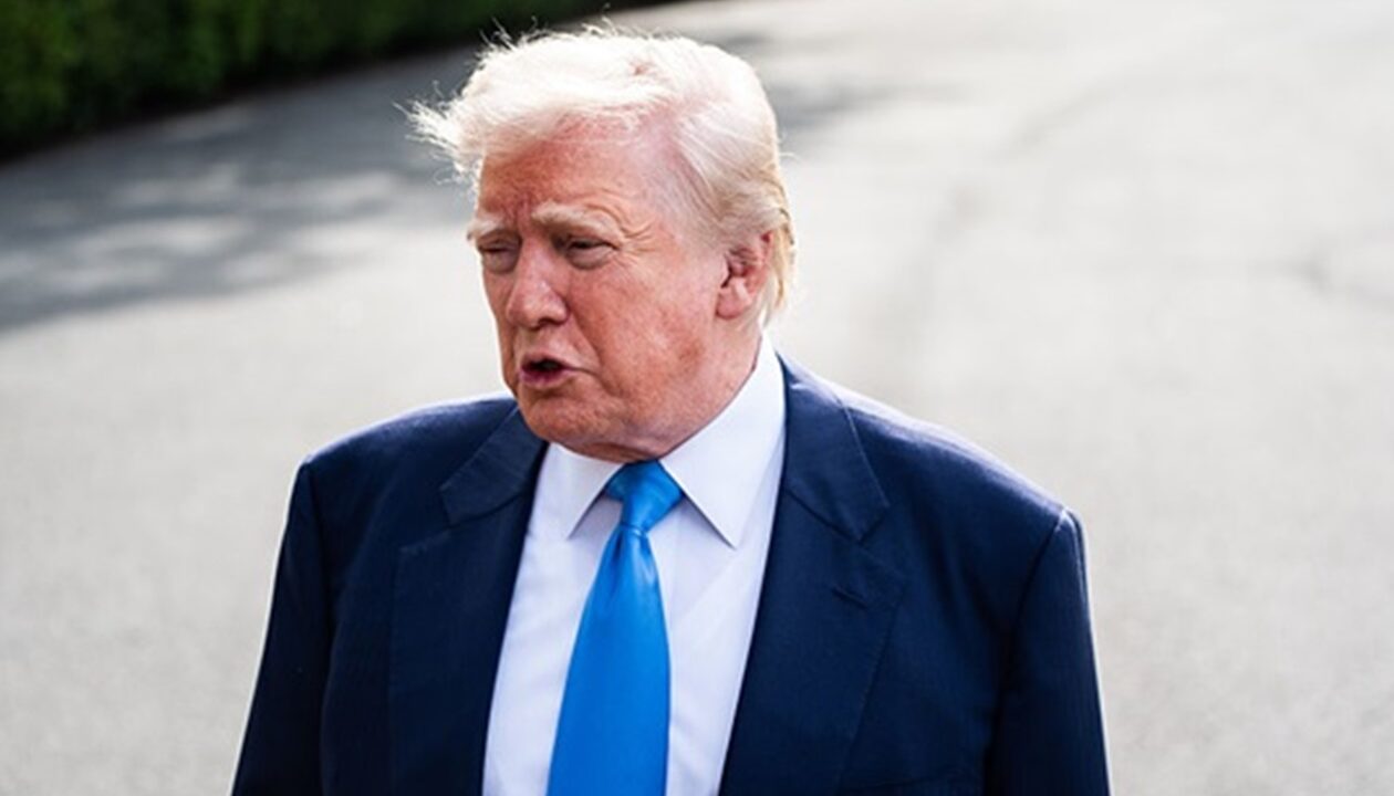 Трамп заявив про дзвінок з Ватикану