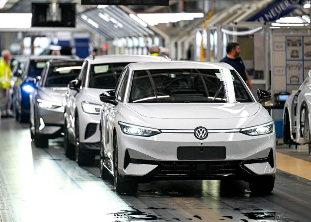 У Volkswagen 20 тисяч працівників погодилися на звільнення
