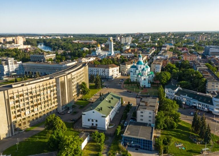 Росіяни обстріляли Суми з РСЗВ