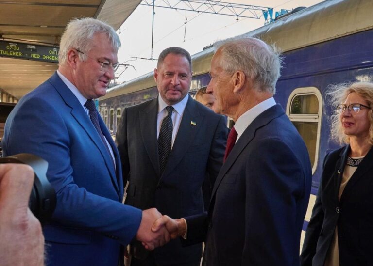 Прем’єр-міністр Норвегії прибув у Київ