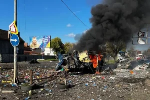 РФ атакувала ринок у Чорноморську: є загиблі та поранені (фото)