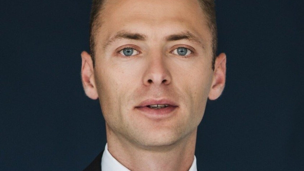 Мільйони під ногами громад