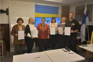 Українці за кордоном долучилися до написання радіодиктанту нацєдності (фото)