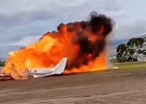 В аеропорту Венесуели розбився літак, є загиблі