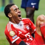 Мусіала провів тренування після перелому ноги