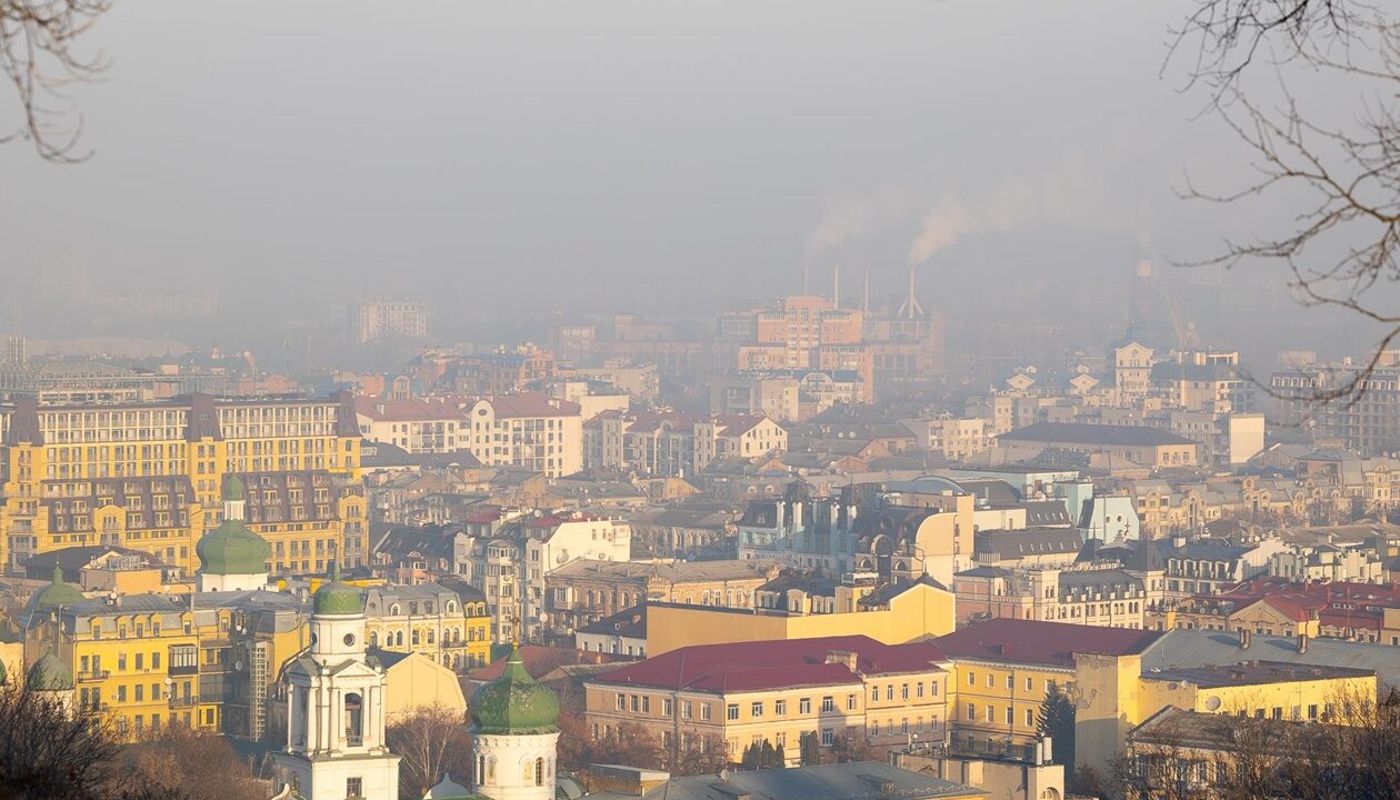 У Києві визначились з датою підключення будинків до тепла