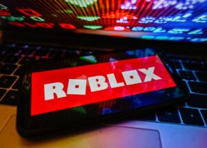 Roblox заблокує дітям можливість спілкуватися з дорослими