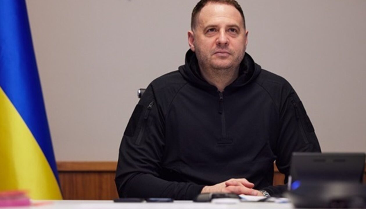 Єрмак прокоментував обшуки НАБУ у себе вдома