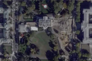 Білий дім після початку будівництва бальної зали Трампа: супутникові знімки