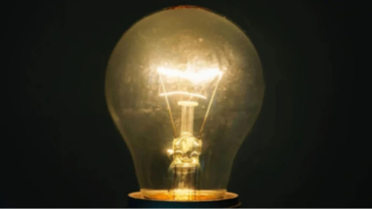 Після атаки РФ у Києві застосовують екстрені та аварійні відключення