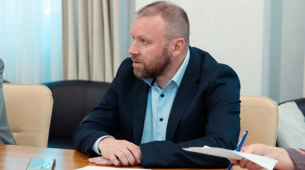 У Мінфіні розкритикували ідею підняти зарплати учителям до трьох мінімалок