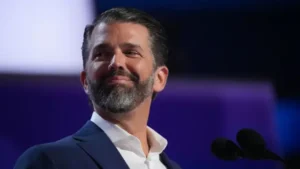 "Плюнули на все": Експосол у США пояснив, чому Трамп-молодший одержимий темою корупції в Україні