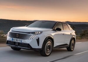 Peugeot відкликає майже 100 тисяч кросоверів 3008 і 5008