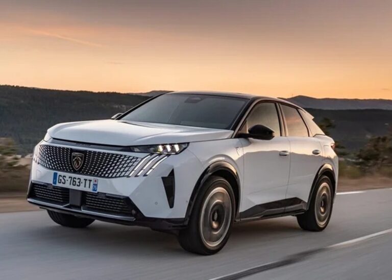 Peugeot відкликає майже 100 тисяч кросоверів 3008 і 5008