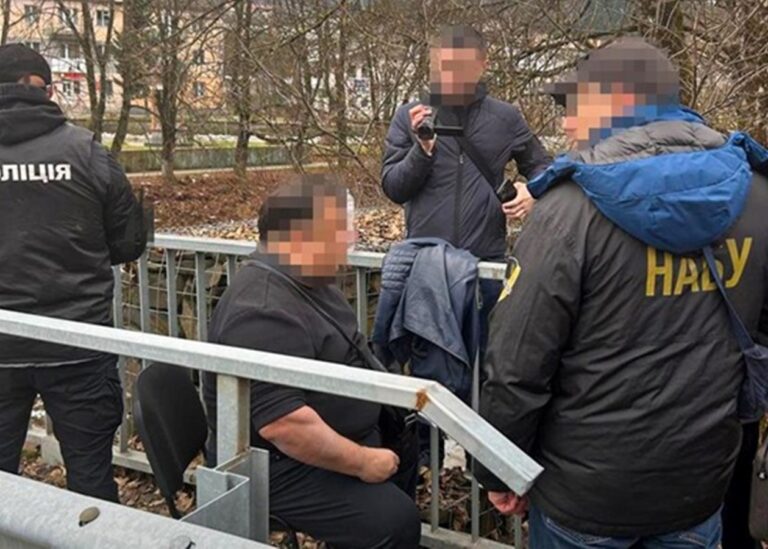 Хабар за "потрібне" рішення: суд обрав запобіжний захід судді з Закарпаття