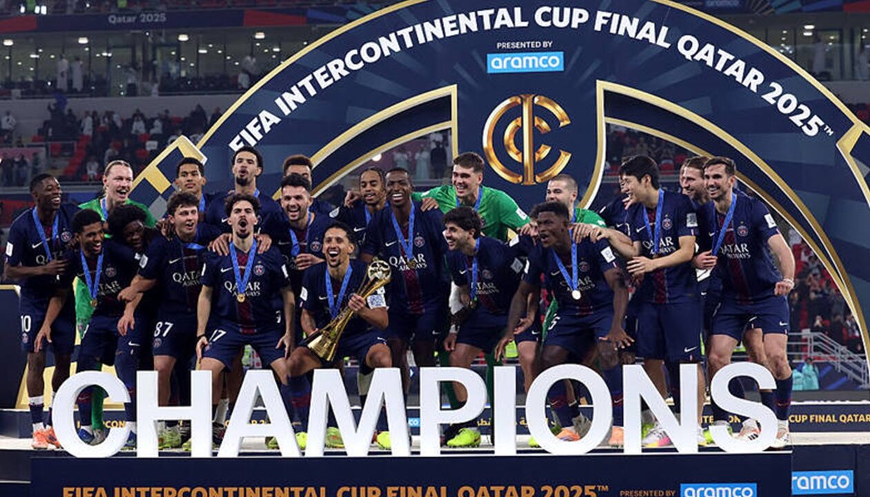 ПСЖ став третім серед команд, що завоювали шість трофеїв за рік