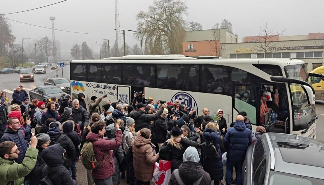 Всі звільнені білоруські політв'язні виїхали з України в Польщу та Литву