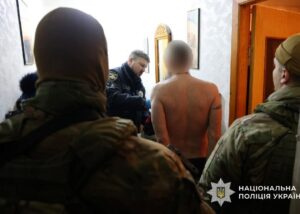 У Дніпрі чоловік взяв у заручники власну матір