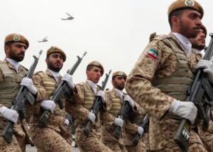 Іран закрив повітряний простір і привів війська у повну бойову готовність