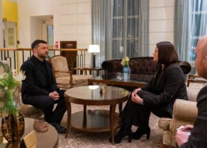 Зеленський запросив Тихановську у Київ