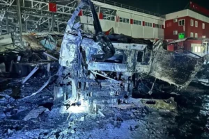 Росіяни вдарили по терміналу «Нової пошти» у передмісті Харкова. Офіційна заява компанії