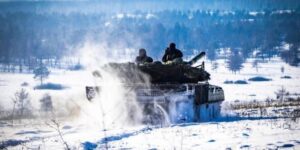 Поблизу Костянтинівки українські бійці взяли в полон групу окупантів, які "намагалися скористатися негодою"