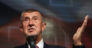 Знайшов винного, і це не Зеленський чи Путін: Прем’єр Чехії заявив, що війна в Україні мала закінчитися 2022 року