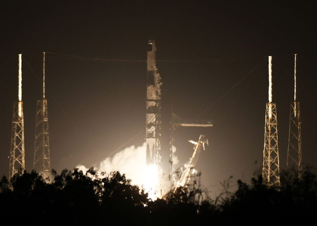 SpaceX вдруге приземлила ракету на Багамах