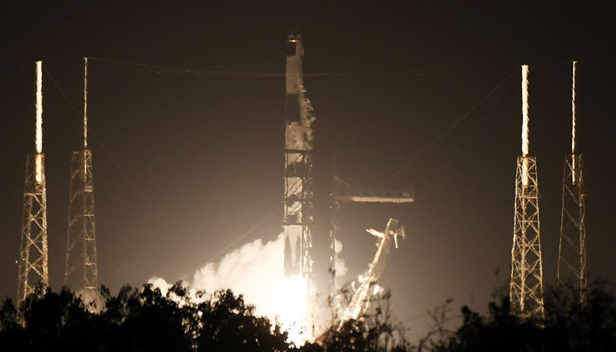 SpaceX вдруге приземлила ракету на Багамах