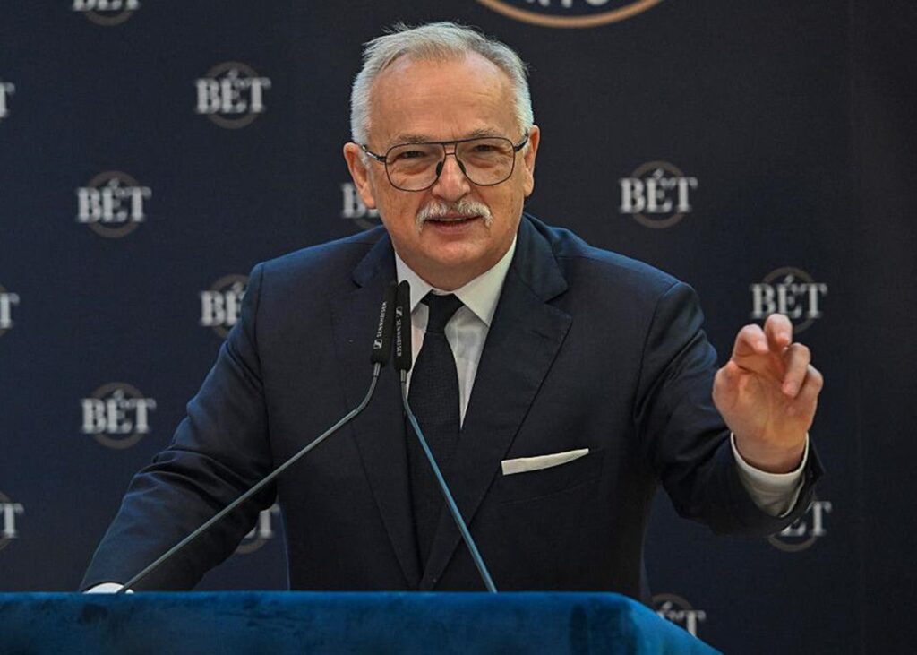 Київ передав Угорщині 35 тисяч тонн української нафти - ЗМІ