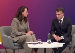 Свириденко зустрілася з Макроном у Парижі