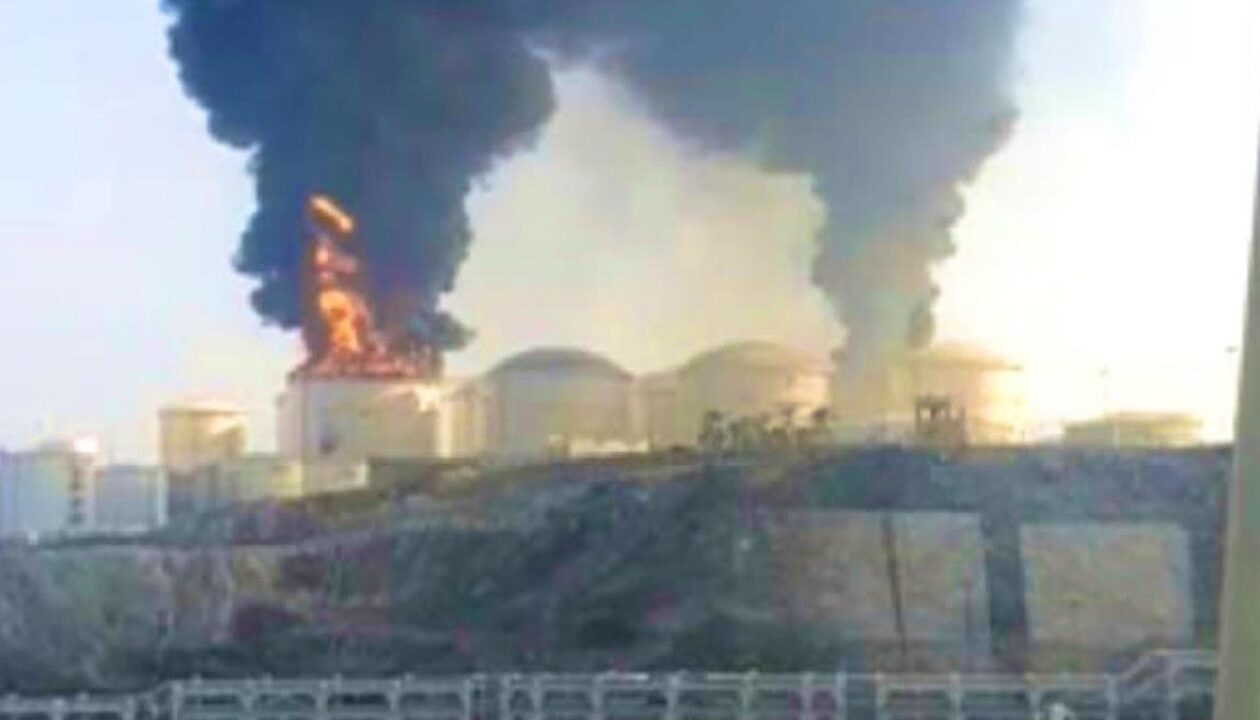 Іран атакував паливні резервуари в порту Омана