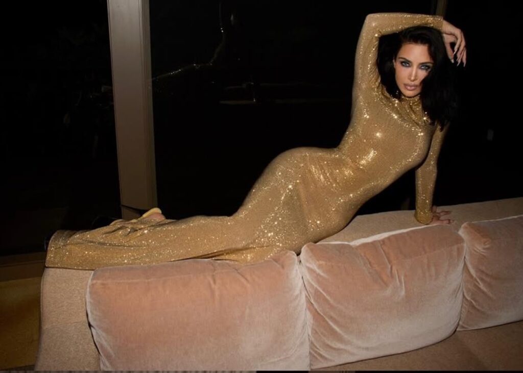 Кім Кардашян впала в кущі перед Оскаром