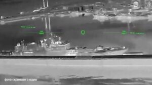Приємне уточнення від "Мадяра": Українські дрони уразили в порту Новоросійська флагманський фрегат росіян, теж носій "Калібрів"