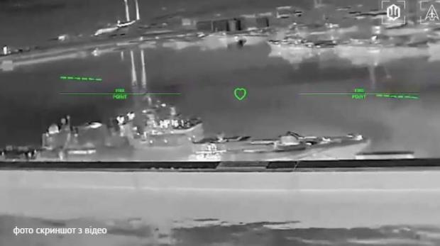Приємне уточнення від "Мадяра": Українські дрони уразили в порту Новоросійська флагманський фрегат росіян, теж носій "Калібрів"