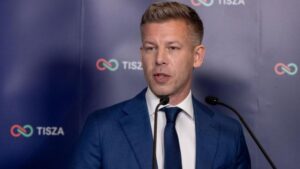 Буде "зачистка": Мадяр анонсував зупинку роботи держЗМІ Угорщини і назвав їх "фабрикою брехні"