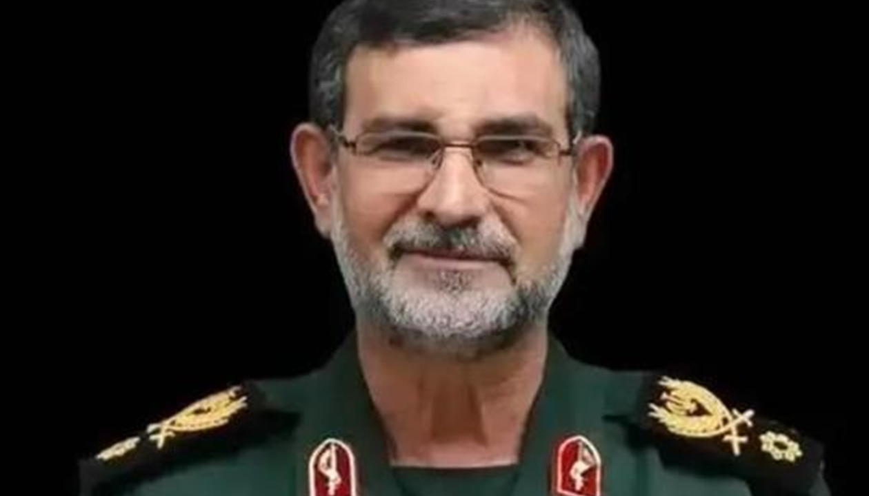 ЗМІ підтвердили смерть адмірала, відповідального за закриття Ормуза