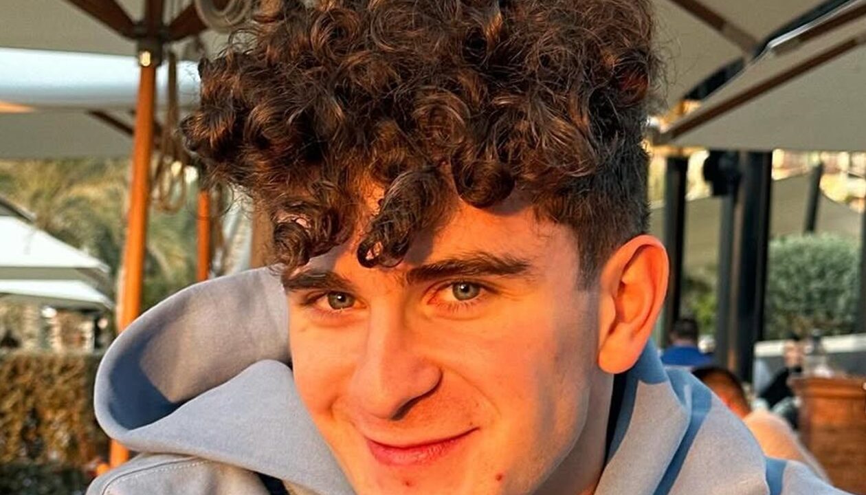 Український блогер-мільйонник зрікся України та одружився з росіянкою в РФ