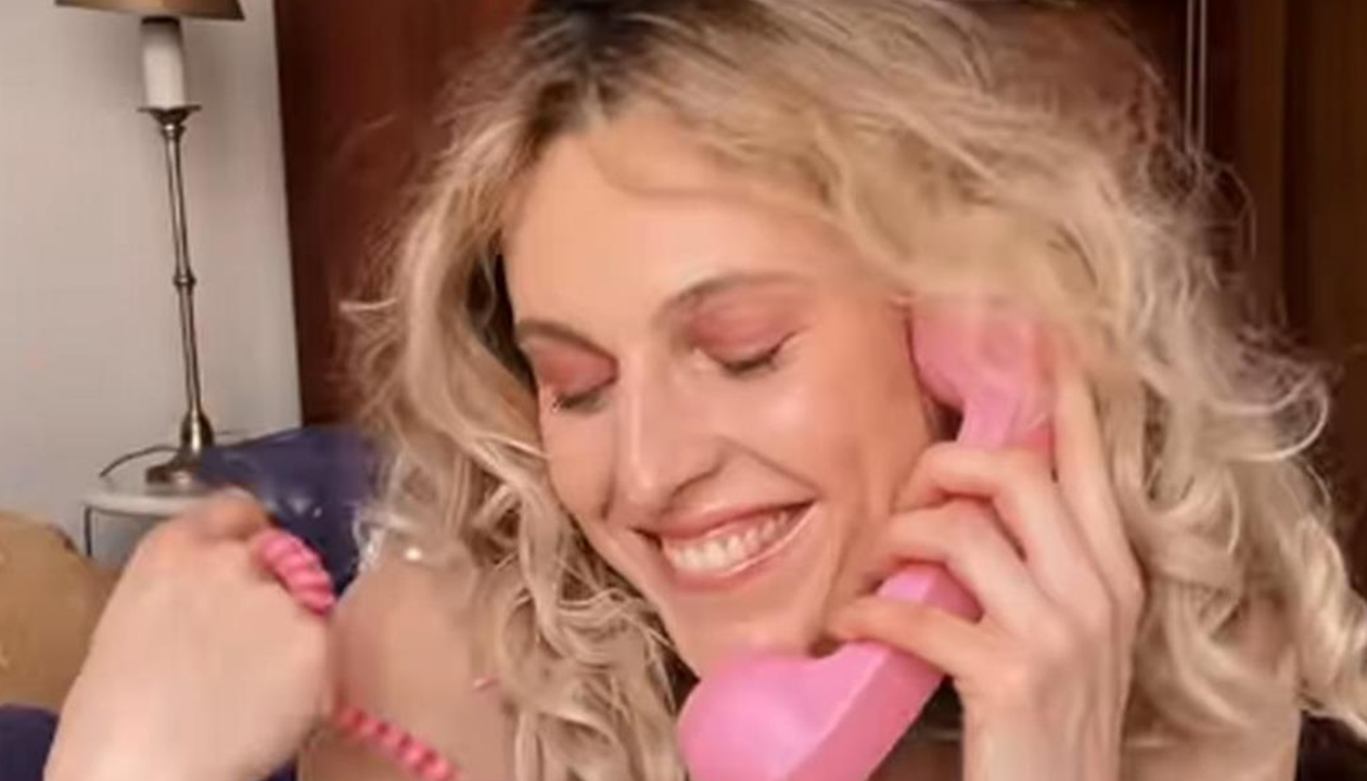 Українка зняла пародію на Секс і місто в реаліях війни