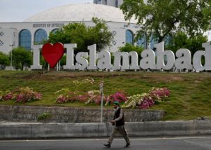 Стало відомо місце і дата початку переговорів Ірану та США