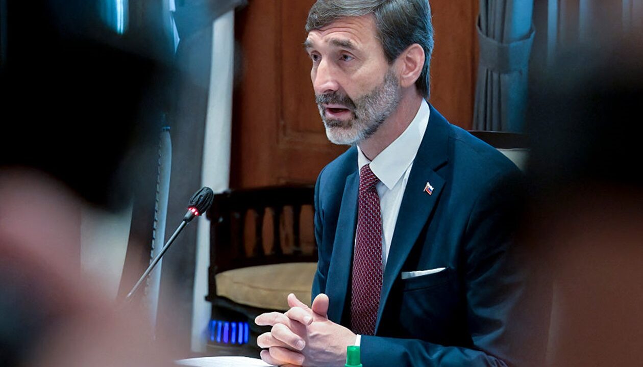 Словаччина погрожує заблокувати нові санкції проти Росії