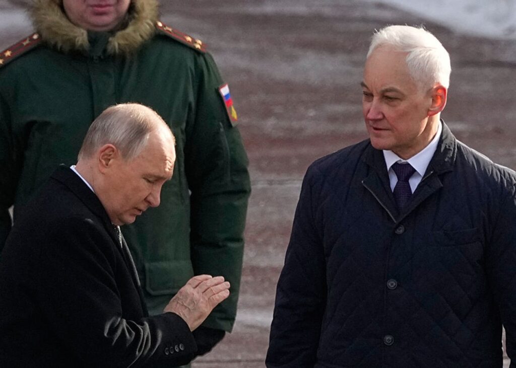 Глава Міноборони Росії відвідав КНДР