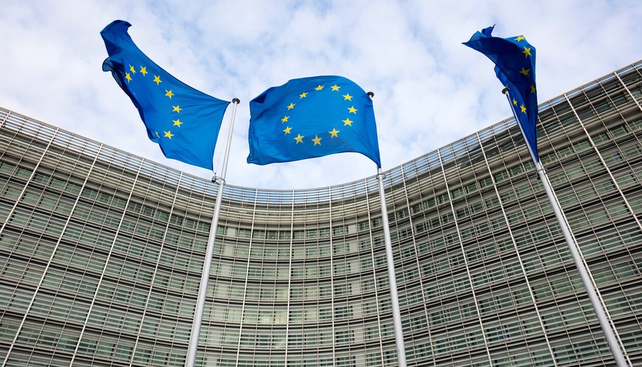 ЄС готує санкції через завезення вкраденого з України зерна в Ізраїль - ЗМІ