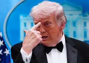 Портрет Трампа з'явиться на американських паспортах