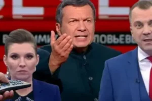 Без телевізора Путіна не існує: як пропаганда тримає диктатуру