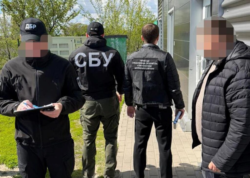 На Черкащині військового вкрили на хабарі